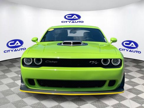 Used 2023 Dodge Challenger R/T Scat Pack RWD image 10