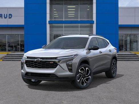 New 2026 Chevrolet Trax RS w/ Driver Confidence Package image 6