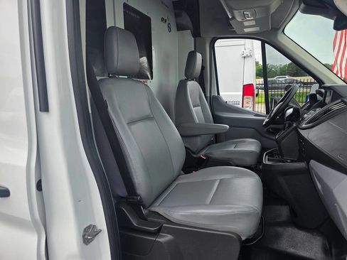 Used 2019 Ford Transit 350 148 Medium Roof RWD image 9