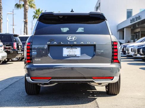 Used 2026 Hyundai Palisade Calligraphy FWD image 5