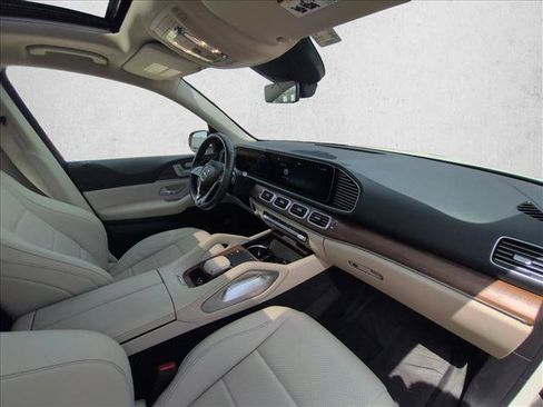 Used 2025 Mercedes-Benz GLE 350 4MATIC image 21
