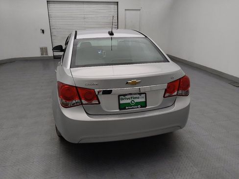 Used 2016 Chevrolet Cruze LT image 6