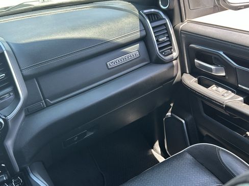 Used 2022 RAM 2500 Laramie AWD/4WD image 18