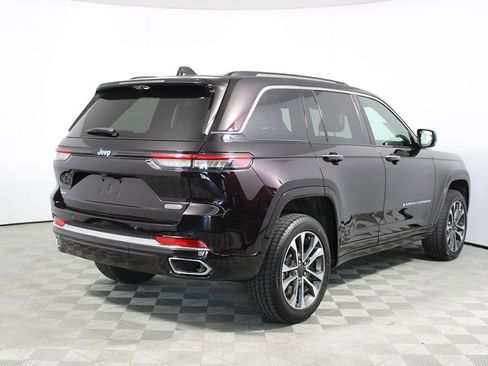 Used 2022 Jeep Grand Cherokee Overland w/ Luxury Tech Group IV image 44