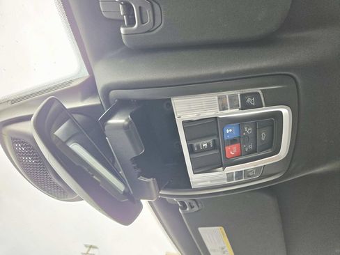 Used 2023 RAM 1500 Laramie AWD/4WD image 34