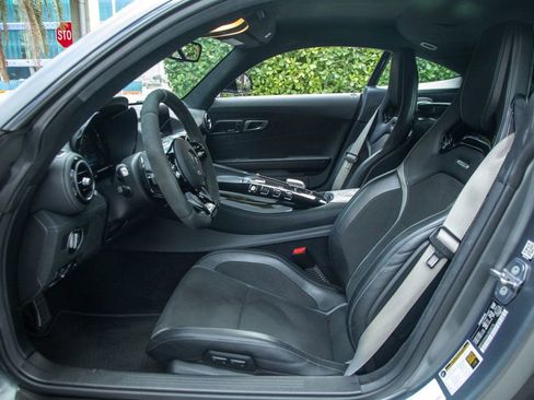 Used 2020 Mercedes-Benz AMG GT R image 42