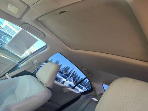 Used 2015 Honda Accord Touring image 16