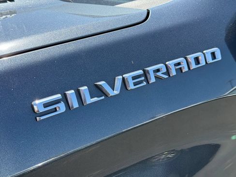 Used 2022 Chevrolet Silverado 1500 LT w/ Safety Package AWD/4WD image 23
