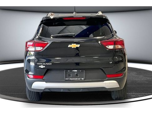 Used 2025 Chevrolet TrailBlazer LT FWD image 6