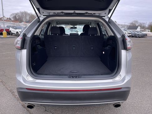 Used 2018 Ford Edge SEL image 11