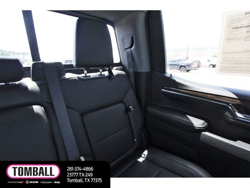 Used 2024 GMC Sierra 1500 Elevation w/ Elevation Premium Package AWD/4WD image 12