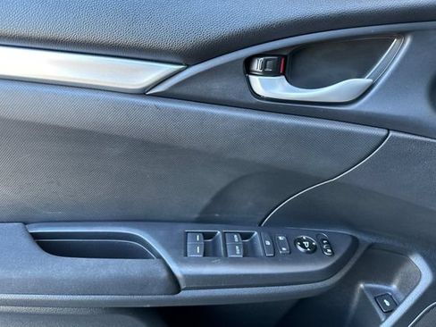Used 2020 Honda Civic LX image 8