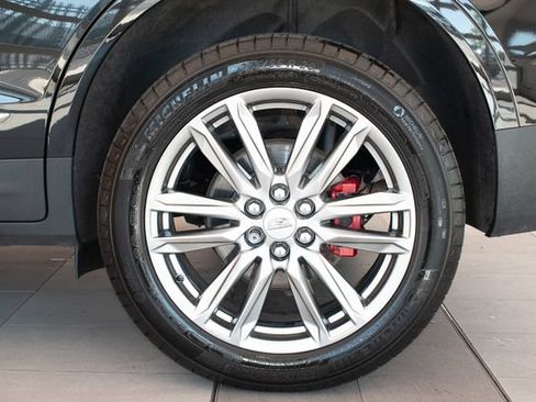 Used 2025 Cadillac XT5 Sportv w/ Technology Package AWD/4WD image 9