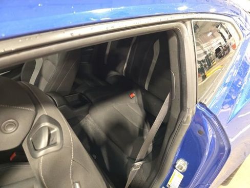 Used 2021 Chevrolet Camaro LT w/ Technology Package RWD image 13
