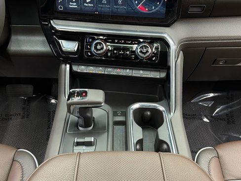 Used 2026 GMC Sierra 1500 Denali w/ Denali Reserve Package AWD/4WD image 34