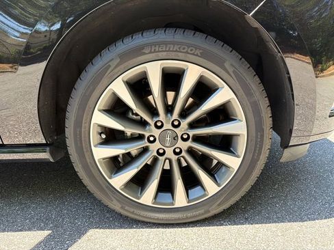 Used 2019 Lincoln Navigator Select w/ Cargo Package RWD image 14