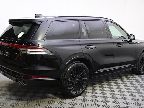 New 2026 Lincoln Aviator Reserve w/ Jet Appearance Package image 7