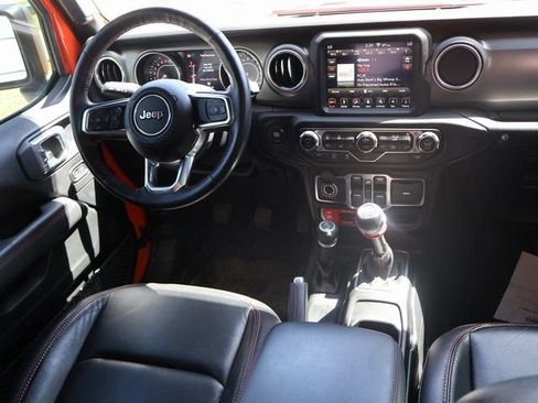 Used 2019 Jeep Wrangler Unlimited Rubicon w/ Uconnect 4C Nav & Sound Group AWD/4WD image 13