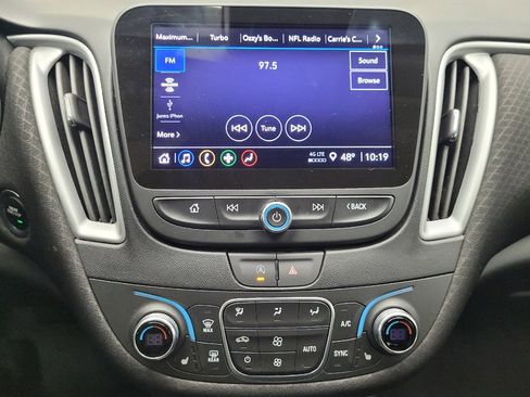 Used 2024 Chevrolet Malibu LT image 25