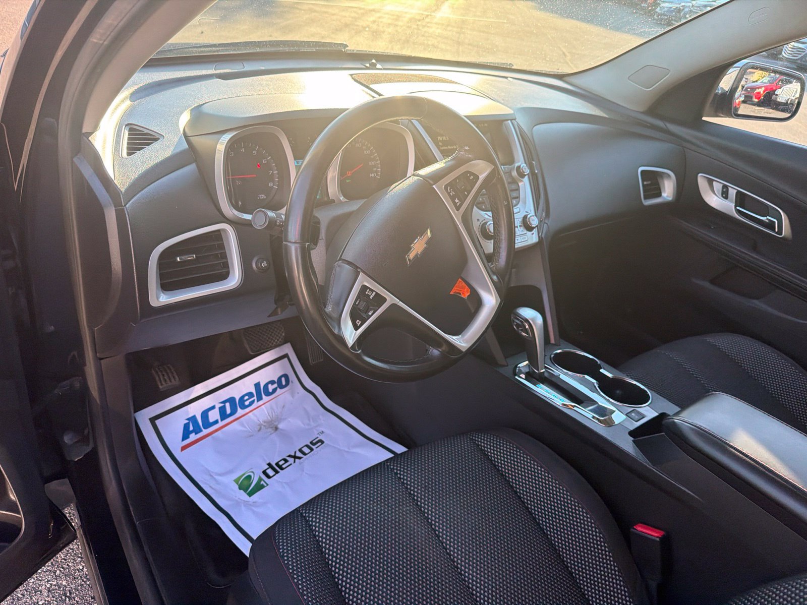 Used 2015 Chevrolet Equinox LT w/ Driver Convenience Package FWD image 10