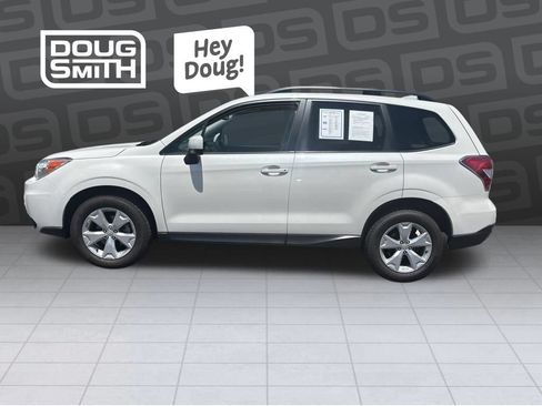 Used 2016 Subaru Forester 2.5i Premium AWD/4WD image 1