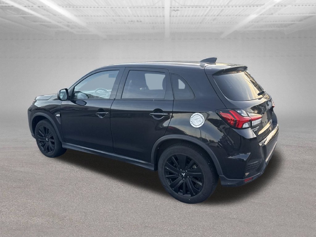 Used 2023 Mitsubishi Outlander Sport ES AWD/4WD image 4