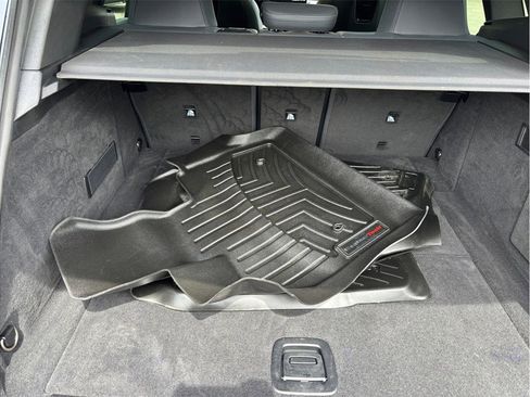 Used 2023 BMW iX xDrive50 w/ Ultimate Package 2 image 52