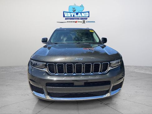 Certified 2023 Jeep Grand Cherokee L Limited RWD image 19