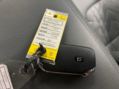 Certified 2024 Kia Sportage X-Line w/ X-Line Premium Package AWD/4WD image 32