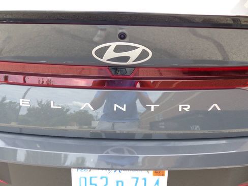 Used 2026 Hyundai Elantra Sport FWD image 9