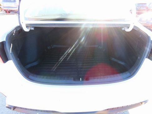 Used 2024 Kia Forte LXS w/ LXS Technology Package image 17