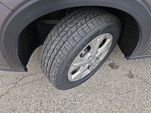 Used 2023 Honda HR-V LX image 37