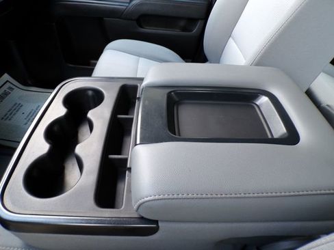 Used 2018 Chevrolet Silverado 1500 W/T w/ Trailering Package image 26