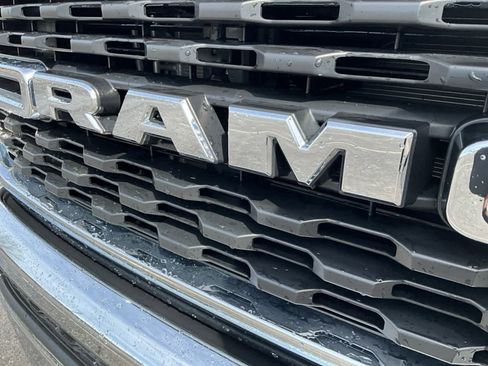 Used 2024 RAM 1500 Big Horn AWD/4WD image 9