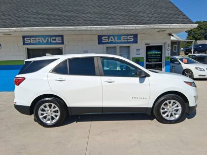Used 2020 Chevrolet Equinox LS w/ LS Convenience Package
