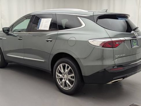 Used 2022 Buick Enclave Premium w/ Experience Buick Package AWD/4WD image 7