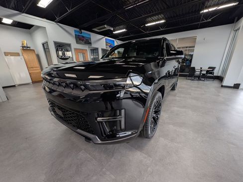 New 2026 Jeep Grand Wagoneer L Limited image 7