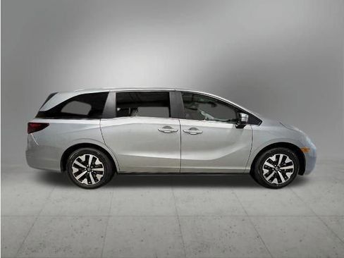 New 2026 Honda Odyssey EX-L image 7