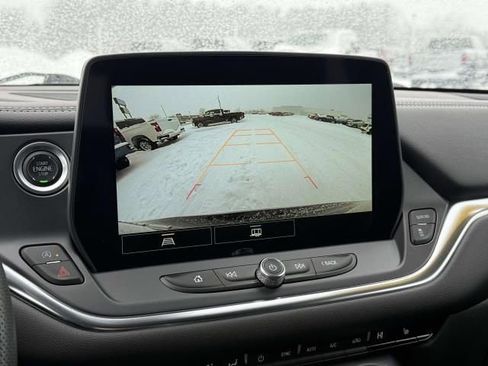 Used 2025 Chevrolet Blazer LT AWD/4WD image 24