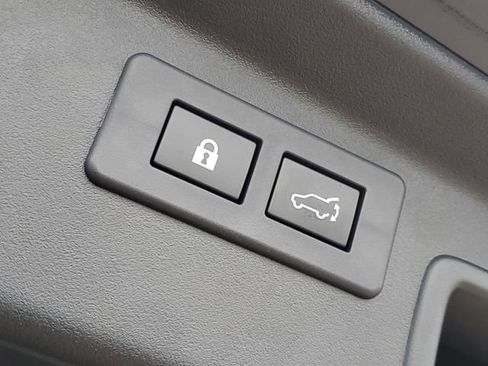 New 2026 Subaru Outback Premium image 33