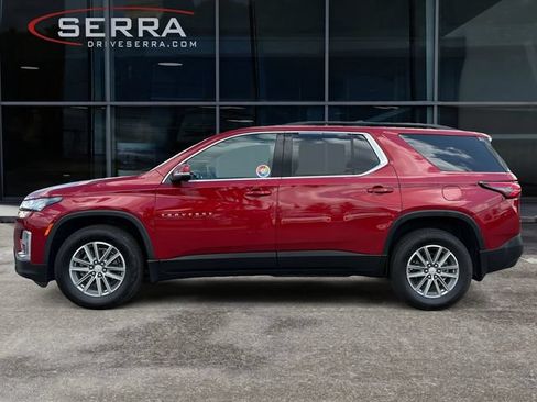 Used 2023 Chevrolet Traverse LT w/ LPO, Floor Liner Package FWD image 2