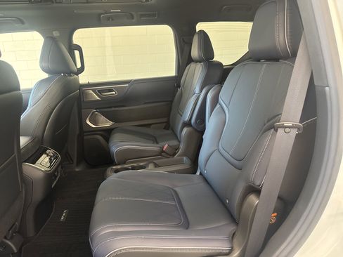 New 2026 INFINITI QX80 4WD image 30