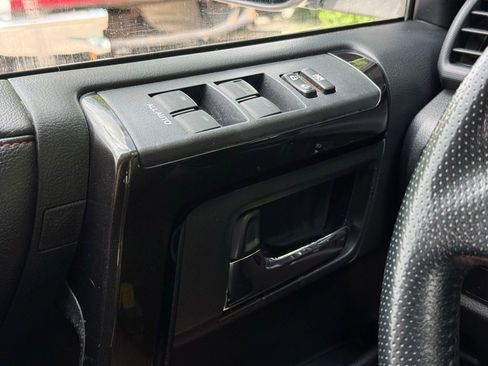 Used 2016 Toyota 4Runner 4WD image 16