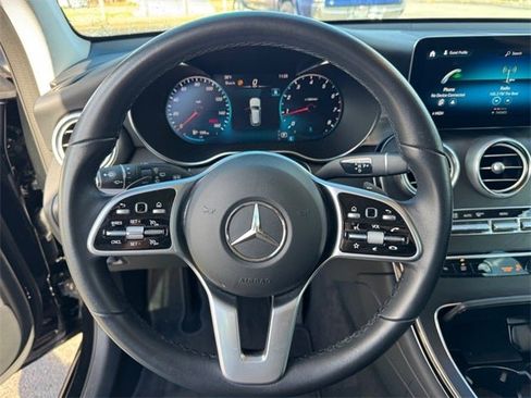 Used 2022 Mercedes-Benz GLC 300 4MATIC image 20