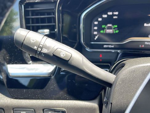 Used 2025 GMC Sierra 1500 SLT AWD/4WD image 23