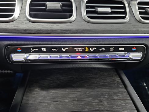 New 2026 Mercedes-Benz GLS 450 4MATIC image 23