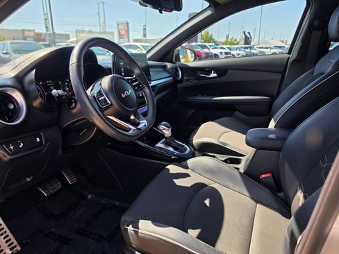 Certified 2024 Kia Forte GT-Line FWD image 9