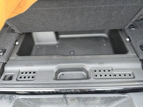 Used 2025 Jeep Wrangler Sport image 28