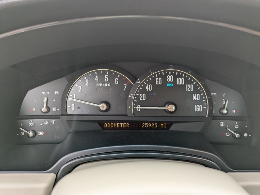 Used 2006 Cadillac XLR RWD image 19