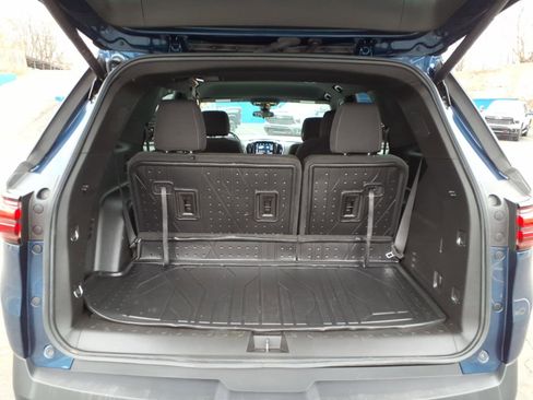 Used 2023 Chevrolet Traverse LT w/ LPO, Floor Liner Package image 20